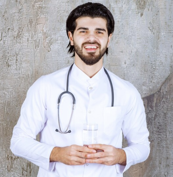 Dr. Lyes Hammoudi